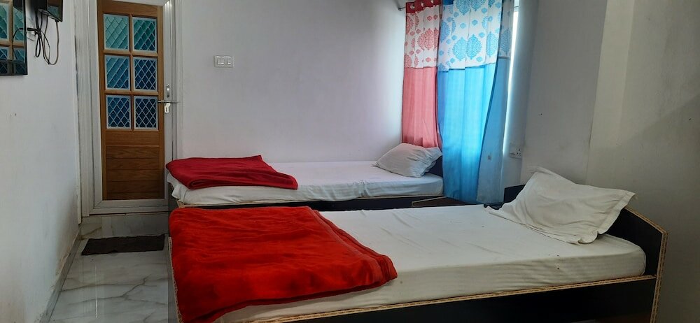 Фото Hotel Greenland Palace Bodhgaya