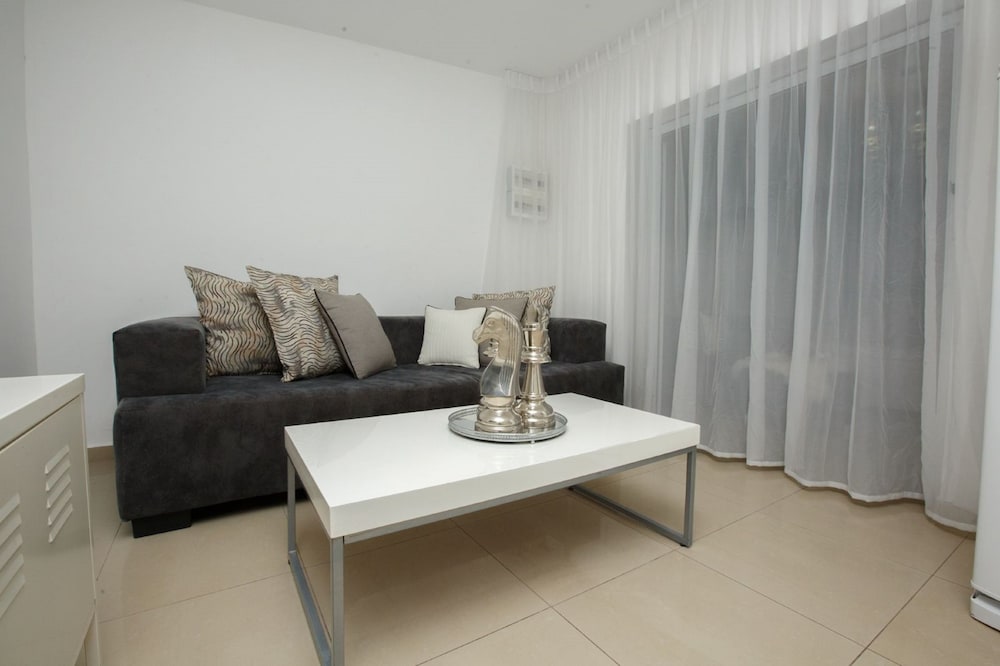 Фото Luxury Suites