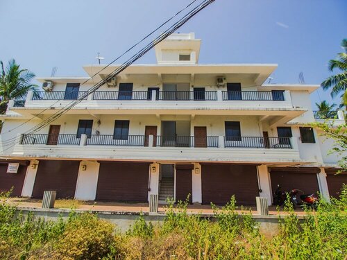 Гостиница Oyo 12686 Home Spacious 2bhk Varca Beach в Варке