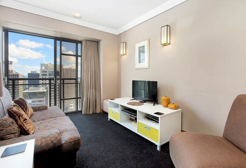 Фото Metropolis 2 Bedroom