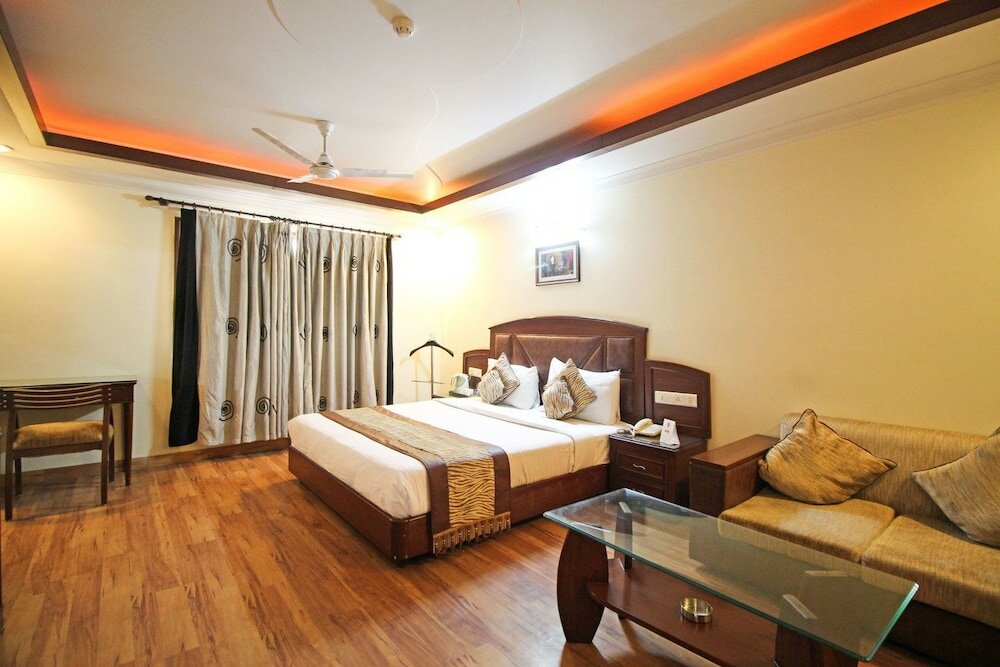 Фото отеля 2