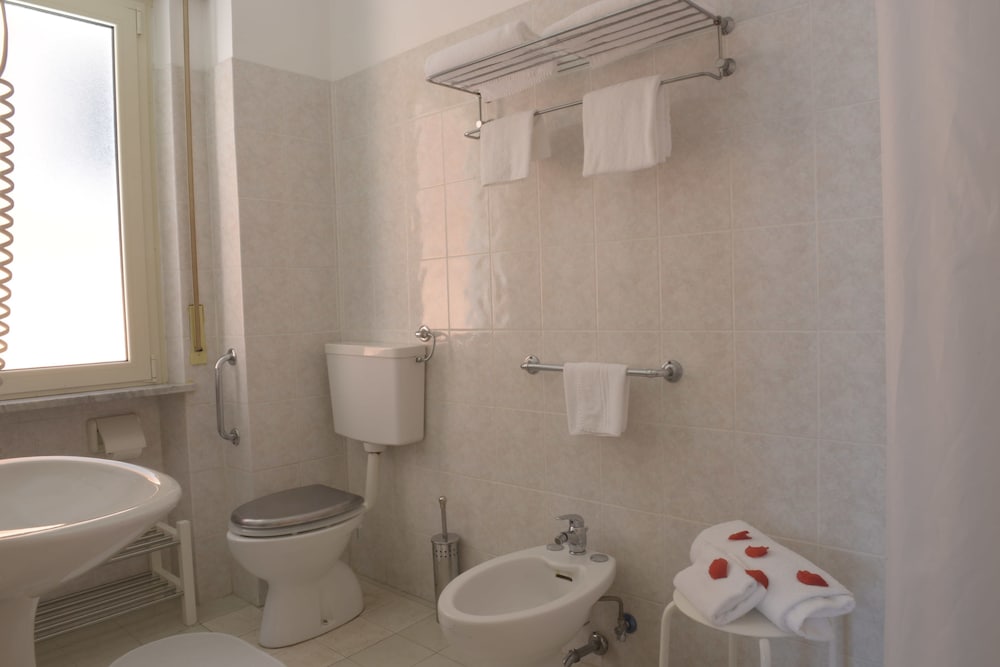 Фото Hotel Antagos