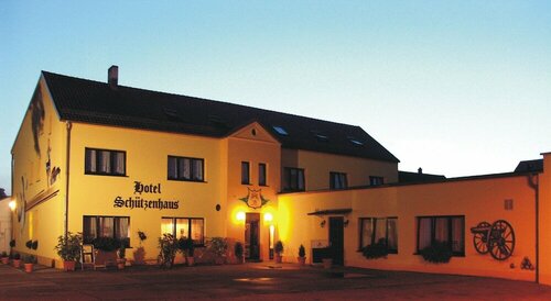 Гостиница Hotel Schützenhaus в Бранденбурге