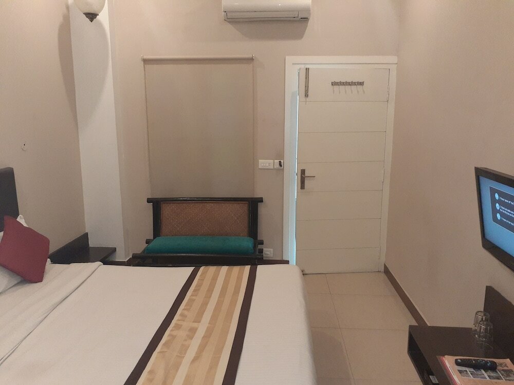 Фото Hotel Dev Villas