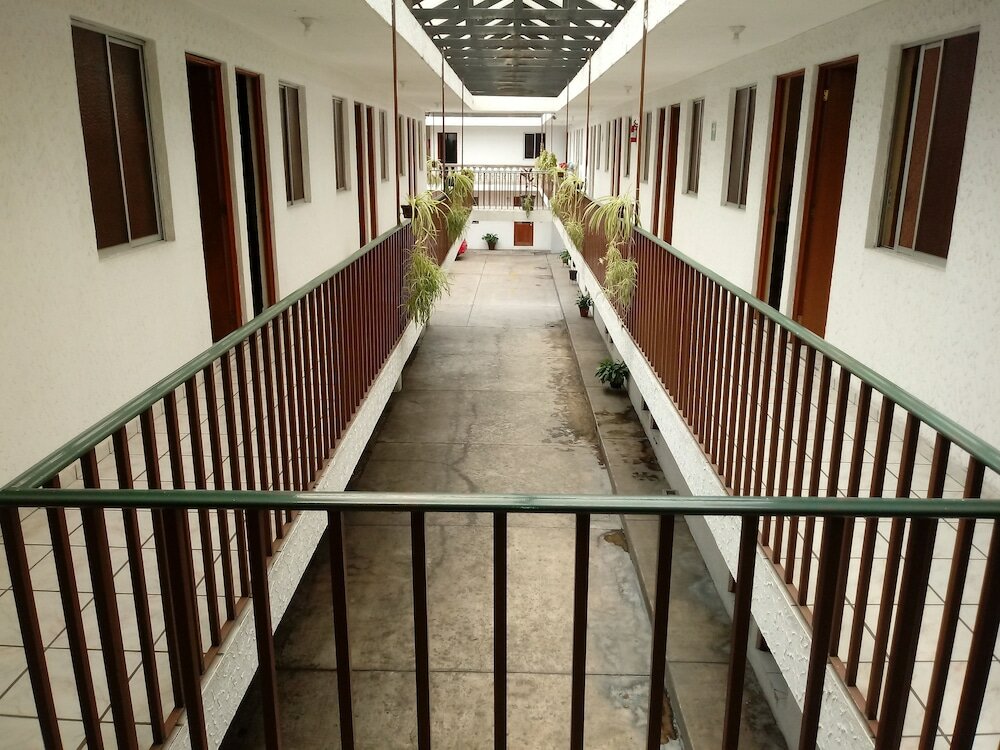 Фото Hotel El 2000