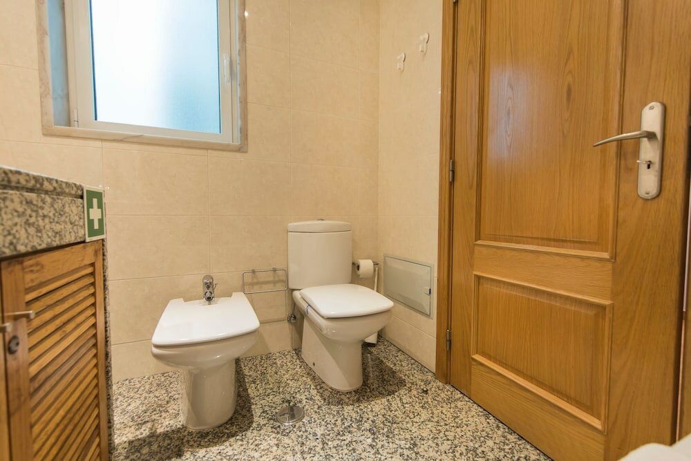 Фото Family Wonder Two Bedroom Garage