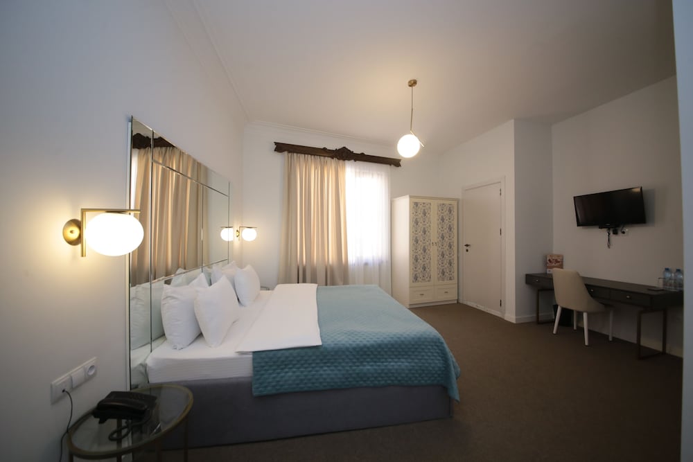 Фото Stay Boutique Hotel