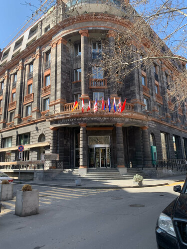 Внешний вид отеля Tufenkian Historic Yerevan Hotel в Ереване, фото 1
