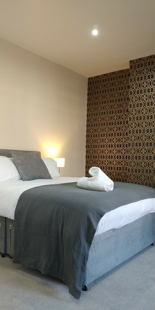 Фото Lyndhurst House