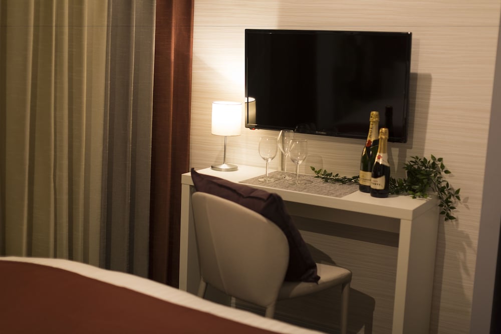 Фото Residence Hotel Hakata 13