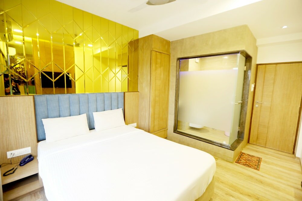 Фото Hotel Sa Residency