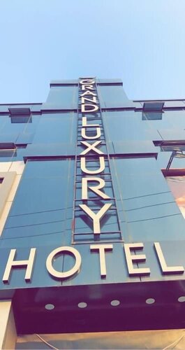 Гостиница Grand luxury Hotel в Мултане