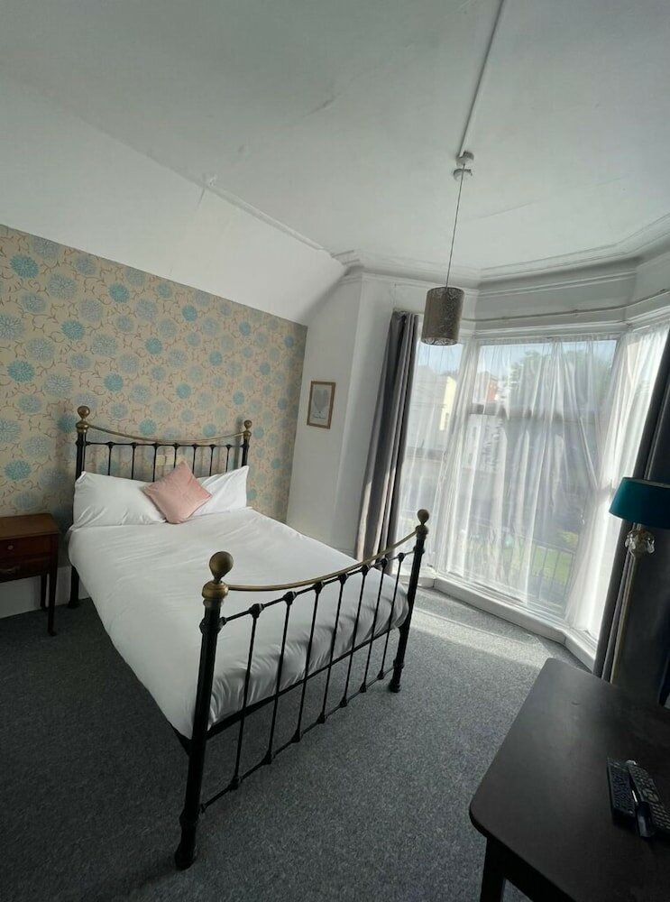 Фото Number 19 Brighton