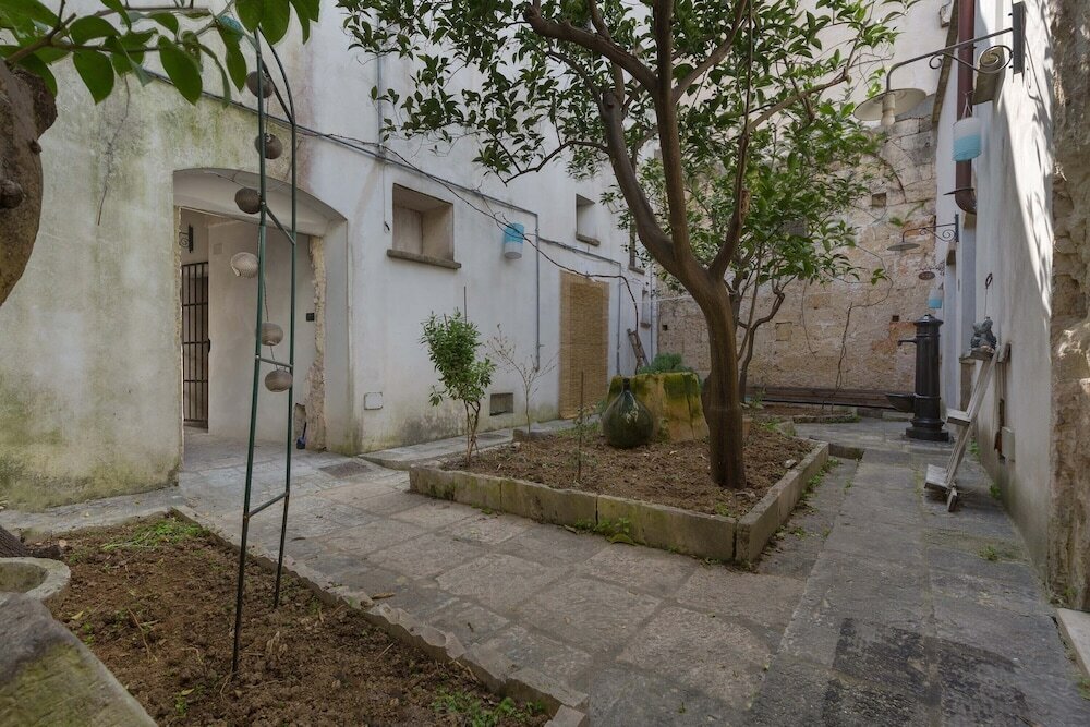 Фото 2513 Antico Palazzo Rolli - Stanza Delle Botti