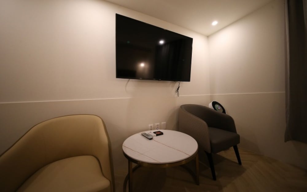 Фото Uiwang Hotel 25