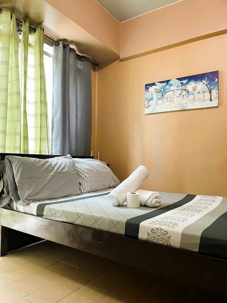 Фото Henry & Adiche Emperador Building