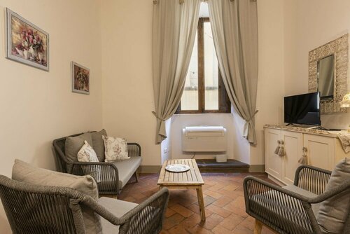 Toscanella Romantic