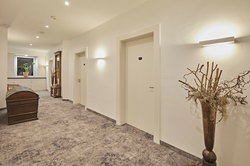 Фото Hotel Zur Wartburg