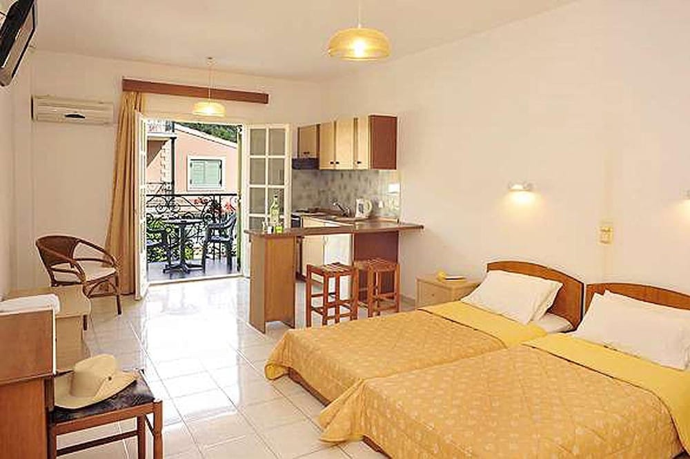 Фото Philippos Apartments