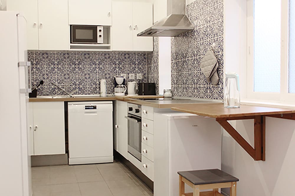 Фото Watermark Surf House Espinho