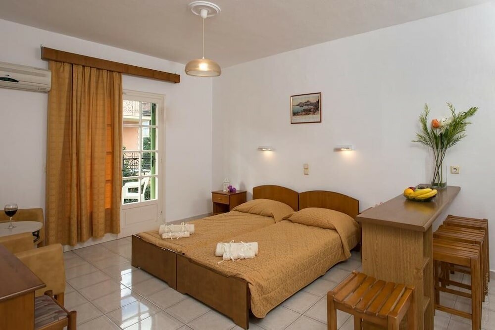 Фото Philippos Apartments