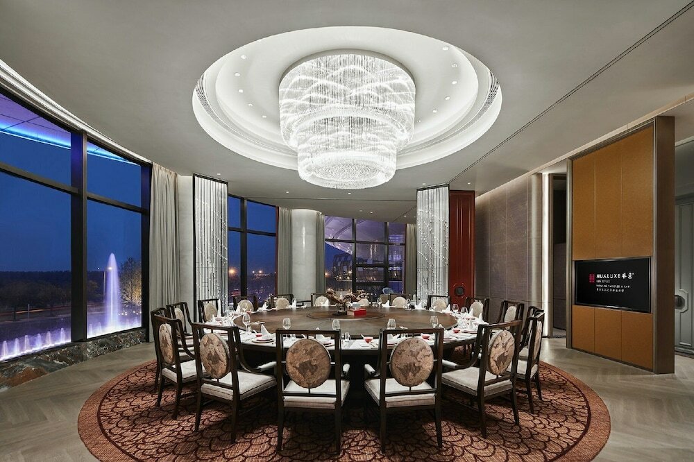 Фото Hualuxe Nanjing Yangtze River, an Ihg Hotel