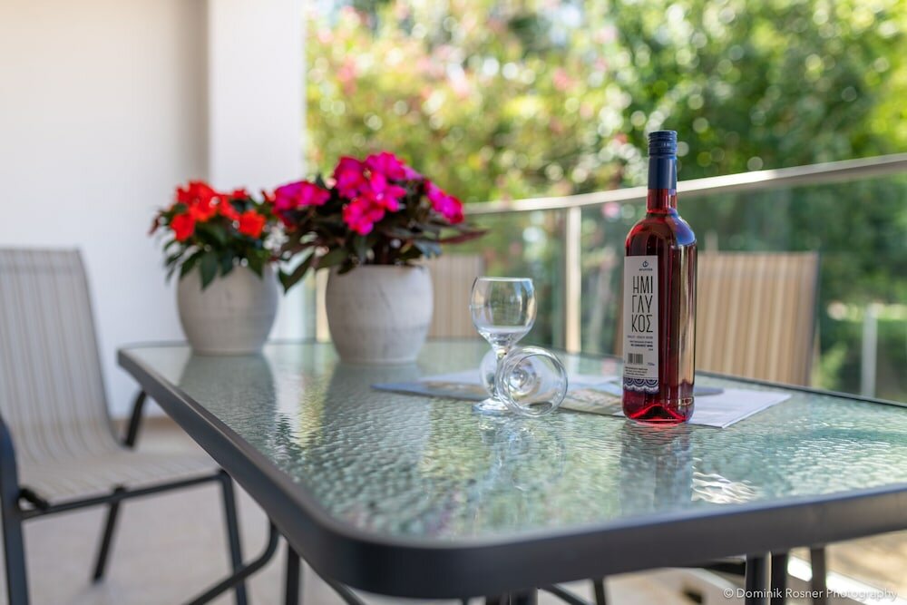 Фото Nancy's Luxury Apartments