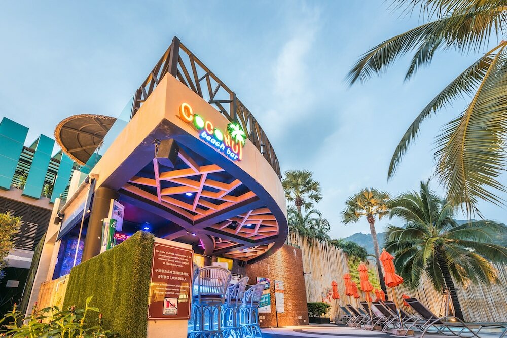 Фото The Beach Heights Resort