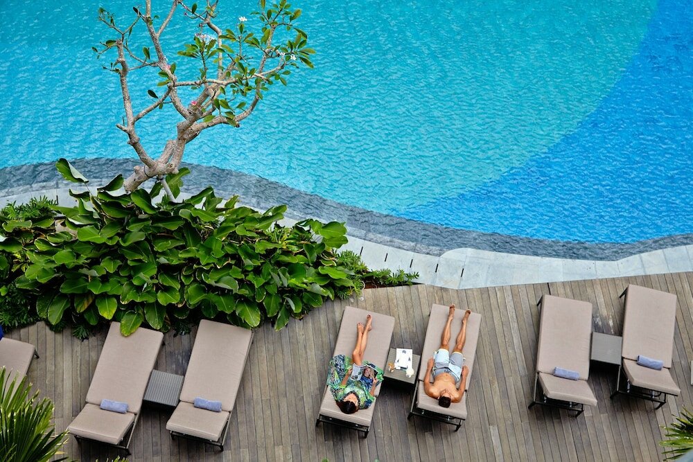 Фото Courtyard by Marriott Bali Seminyak Resort