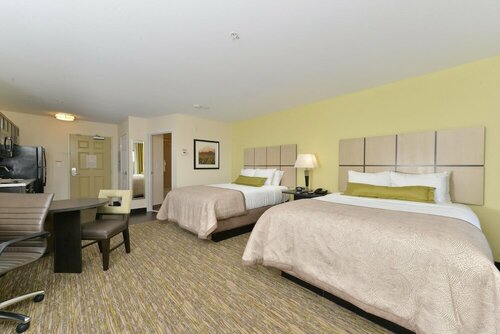 Гостиница Candlewood Suites Eugene Springfield, an Ihg Hotel