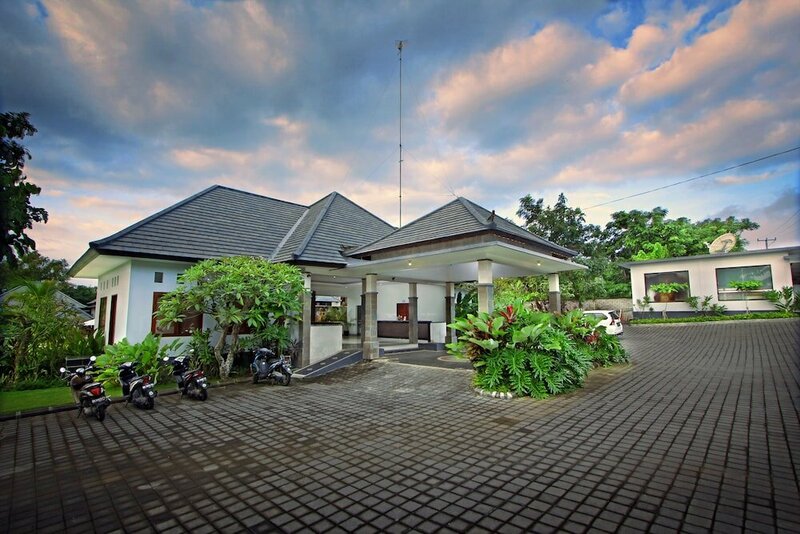 Гостиница The Brothers Villas Padang Padang