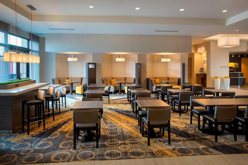 Фото Courtyard by Marriott Philadelphia Lansdale