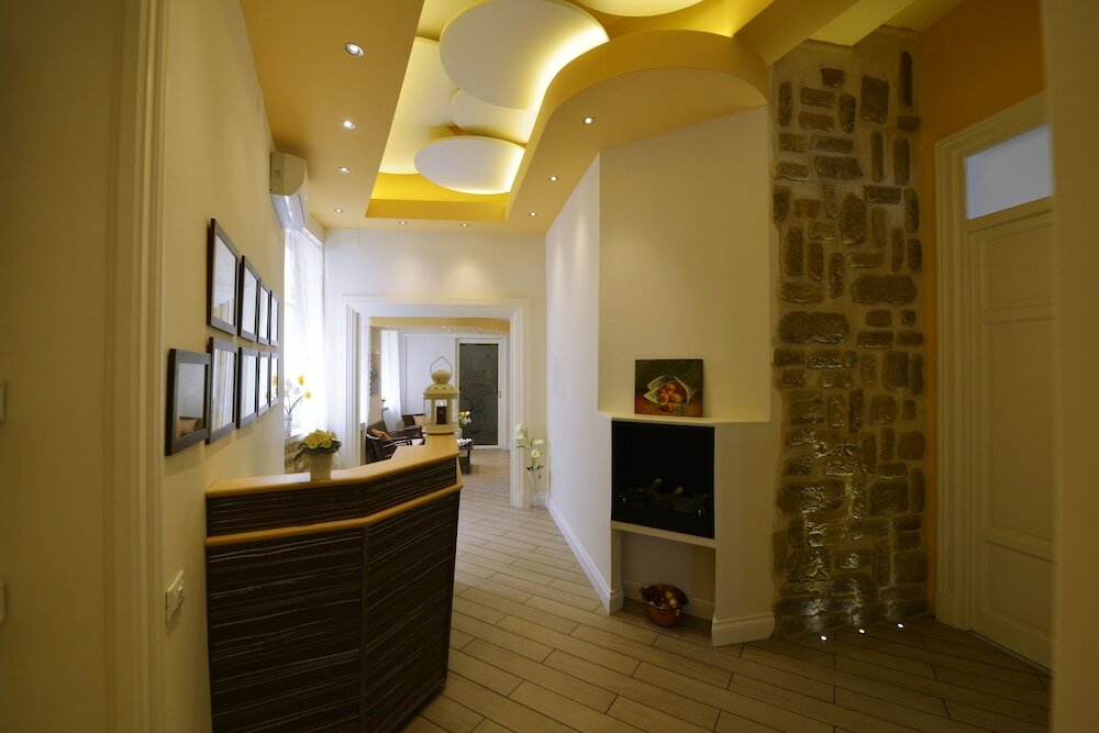 Фото 174 VIA Roma