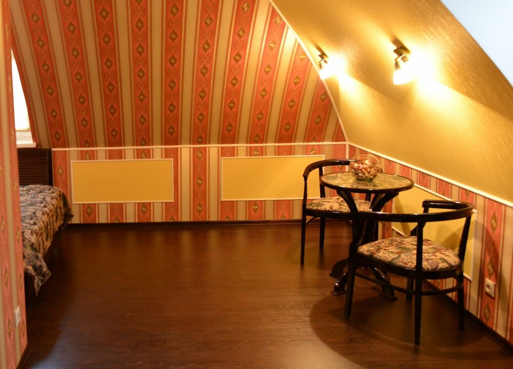 Фото Orange House