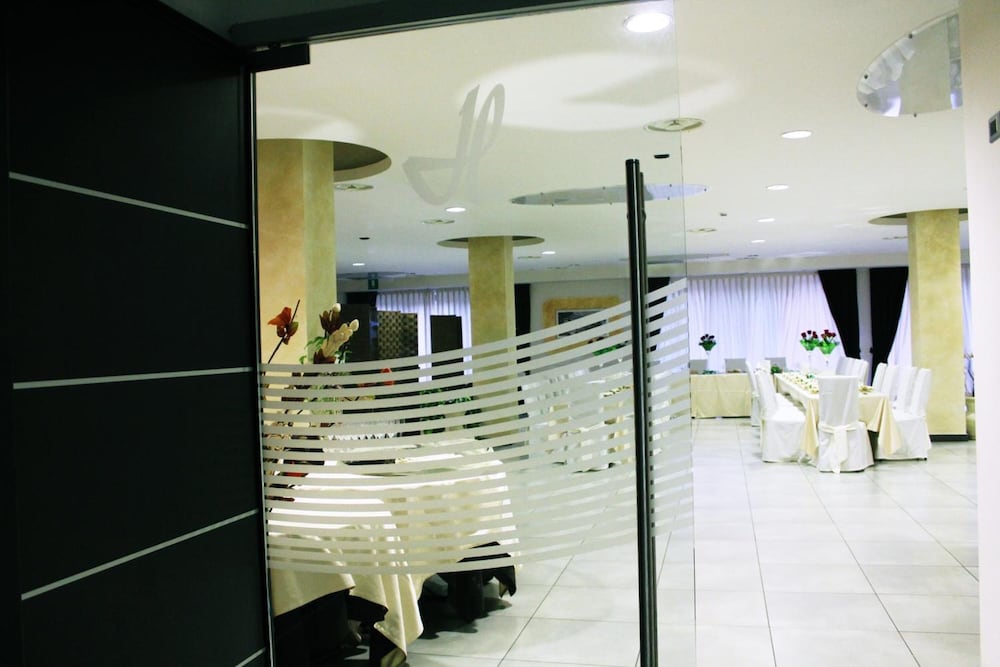 Фото Hotel Insteia