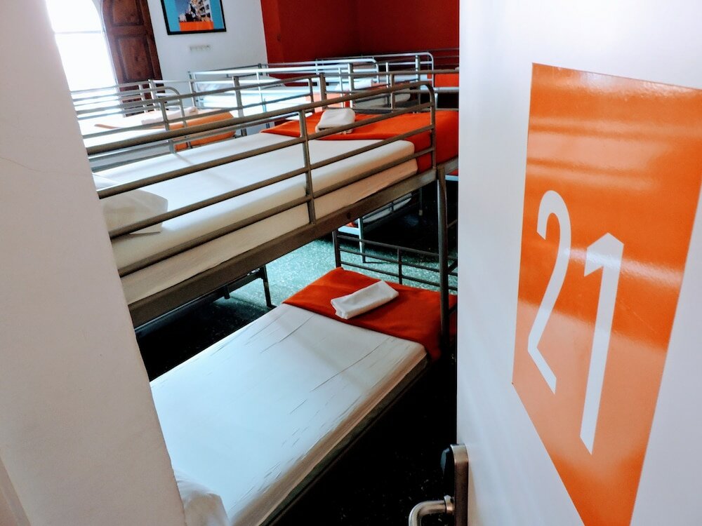 Фото Hôme Backpackers Hostel Valencia