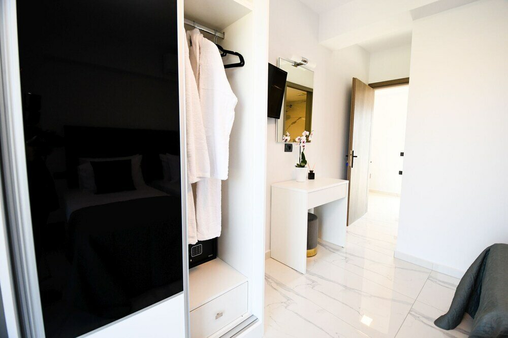 Фото Sun White Villa