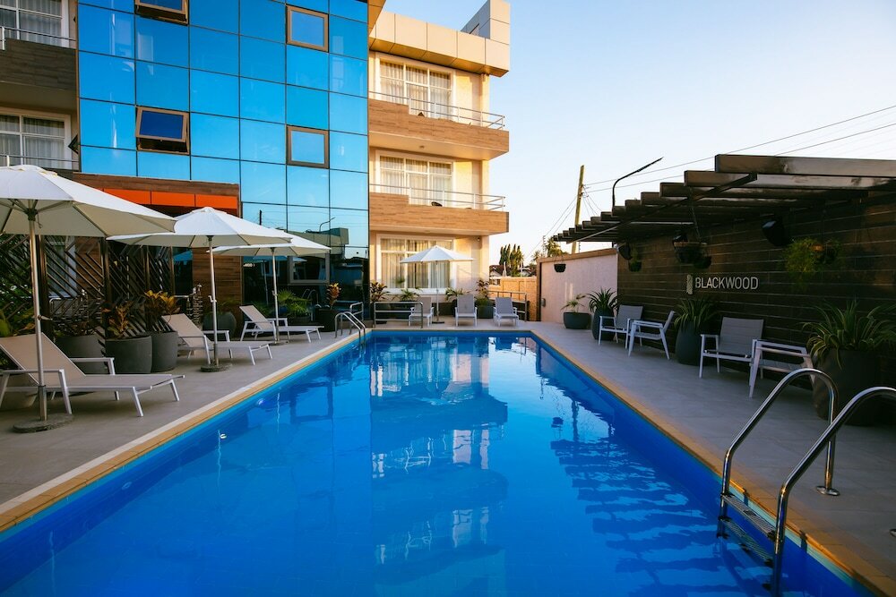 Фото Blackwood Hotel and Apartments