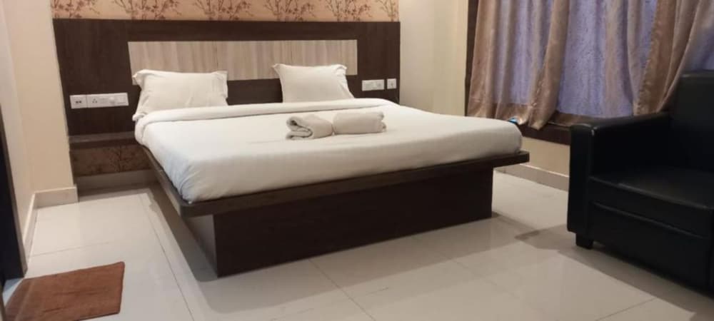 Фото Goroomgo Home Town Puri