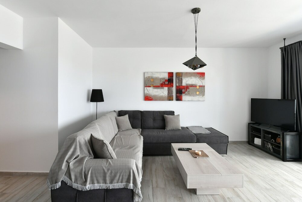 Фото Parikia's Seaside House