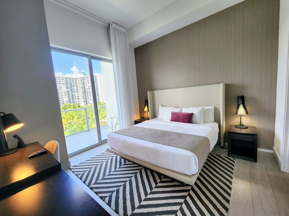 Фото Hh Exclusive Condos by Cielo Stays