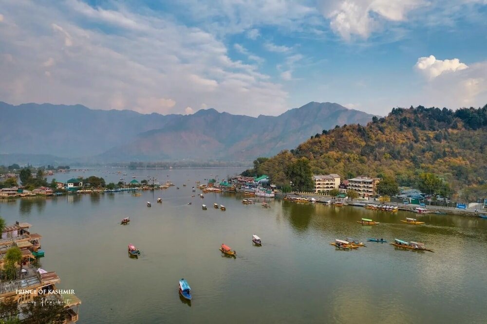 Фото Prince of Kashmir Luxury Houseboat