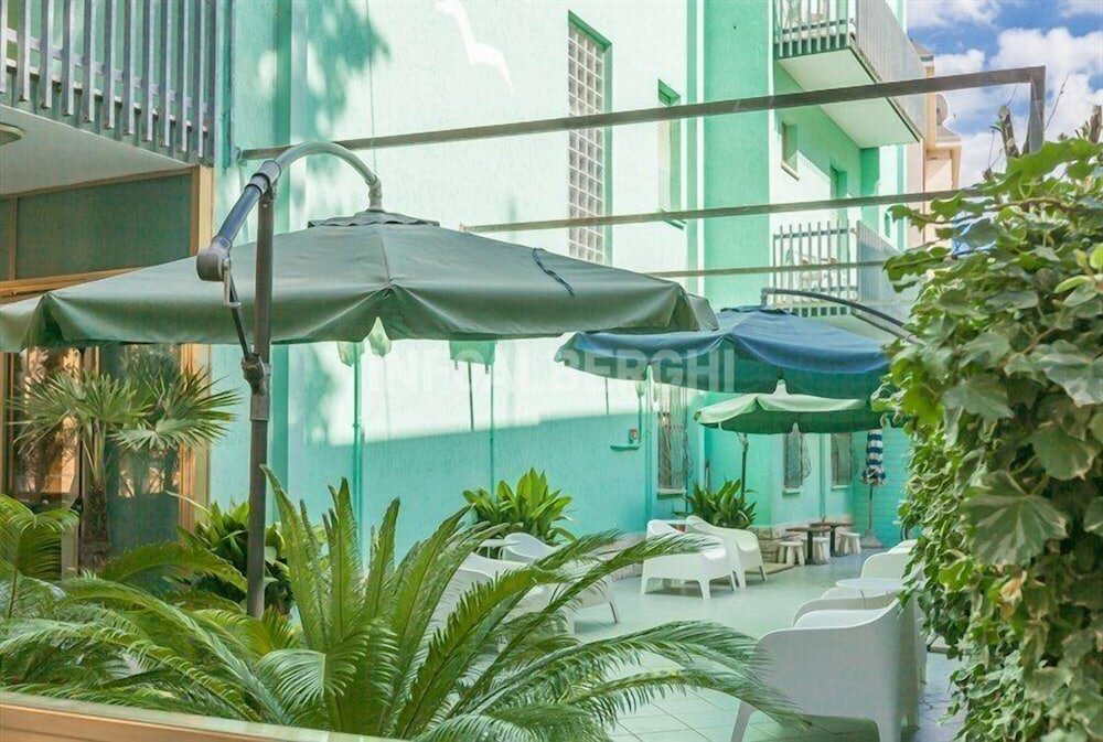 Фото отеля 5