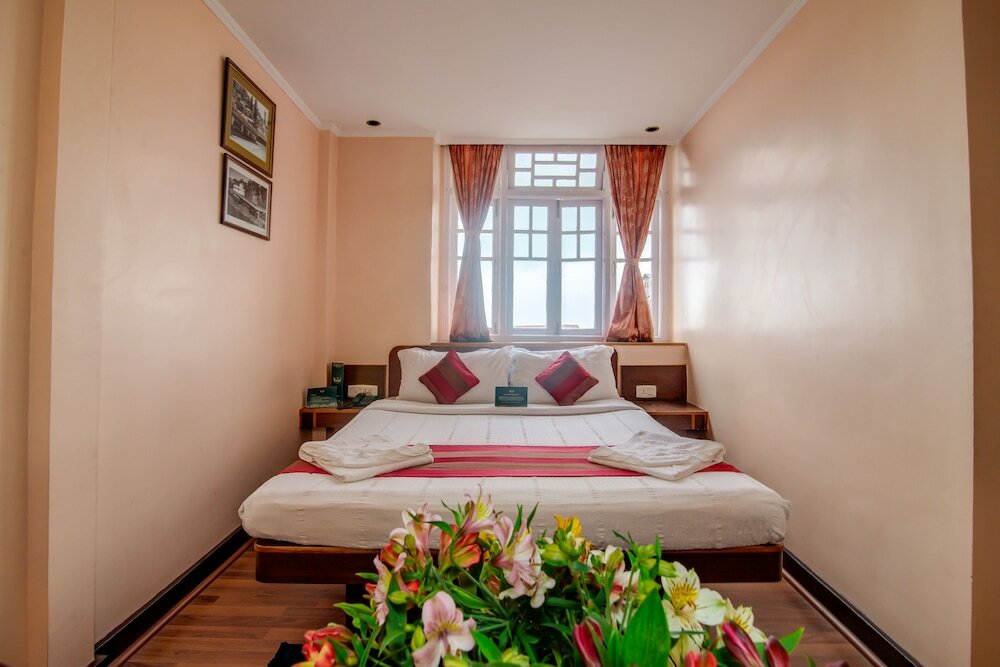 Фото Muscatel SpringBurn - 100Mts MallRoad