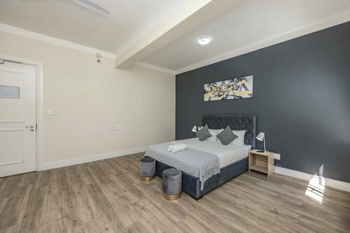 Гостиница Cape Legacy - Spacious Studio Suite в Кейптауне