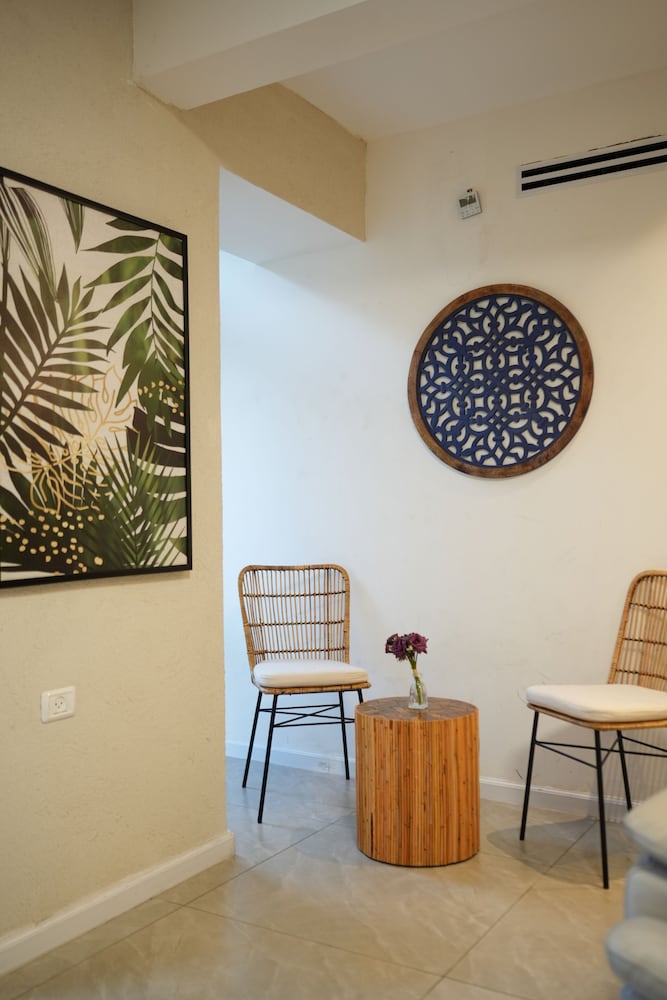 Фото Jlm Suites Tower Lincoln Prime Location