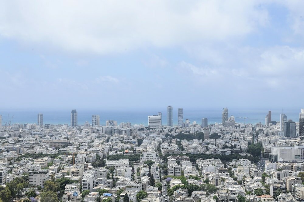 Фото Luxe Apt in Top Tel Aviv Neighborhood