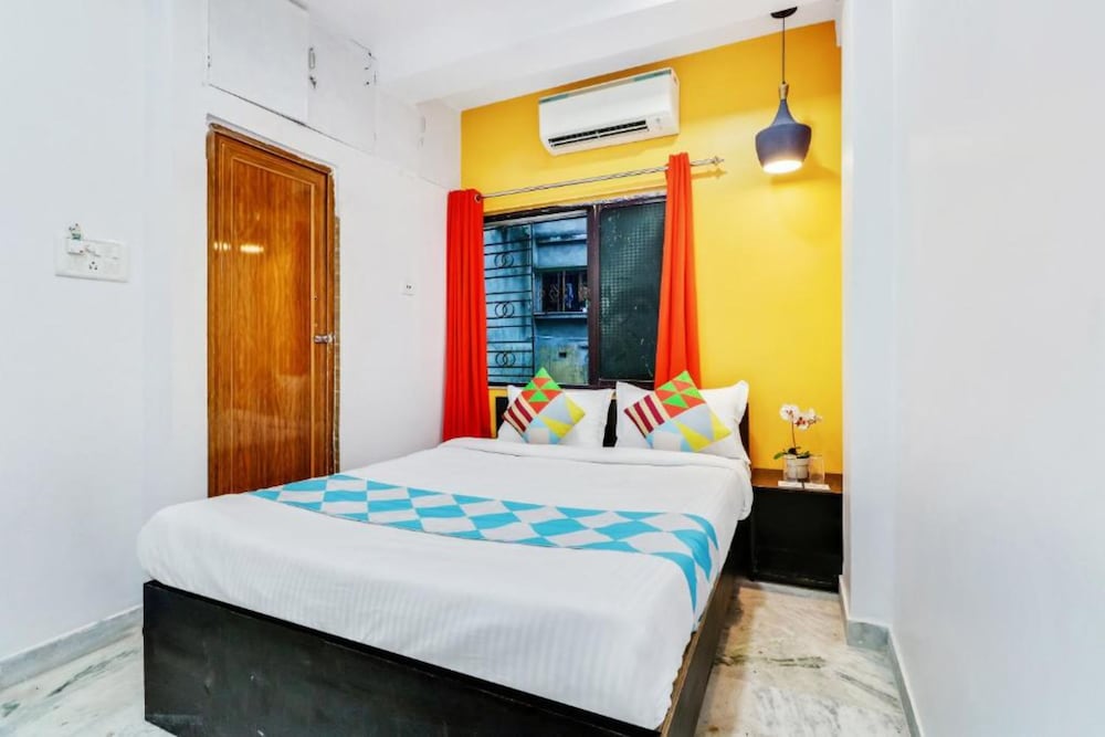 Фото Goroomgo M M Howrah Home Stay Kolkata