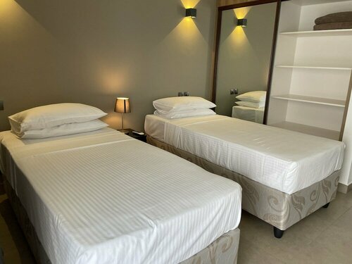 Гостиница B Holiday Apartments