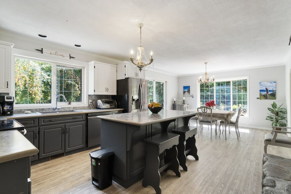 Фото Eagle River Vacation Home